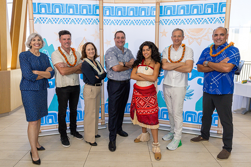 From left: Gidget Ruscetta, Kapi‘olani chief operating officer; Adam Garone, Starlight CEO; Lisa Haines, Disney senior vice president of corporate social responsibility; Ray Vara, HPH president and CEO; Moana; Bob Iger, Disney CEO; and Elliot Mills, Disneyland Resorts and Aulani VP of hotel operations.